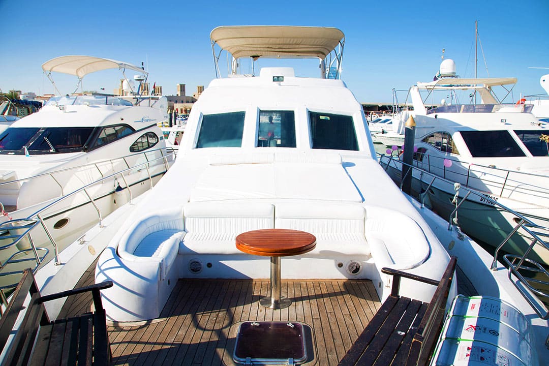 Luxury Yacht 80 Feet